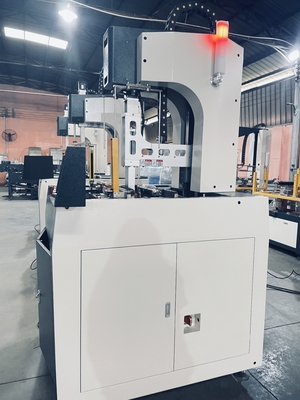 Automatic Intelligent Adjustment Of Various Rigid Box Forming Machine