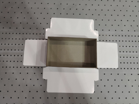 Gluing Positioning Automatic Rigid Box Making Machine For Carton / Plastic Box