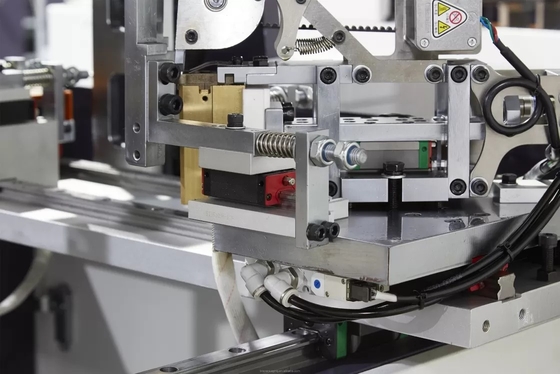100 - 200pcs/min PLC Control Box Corner Pasting Machine